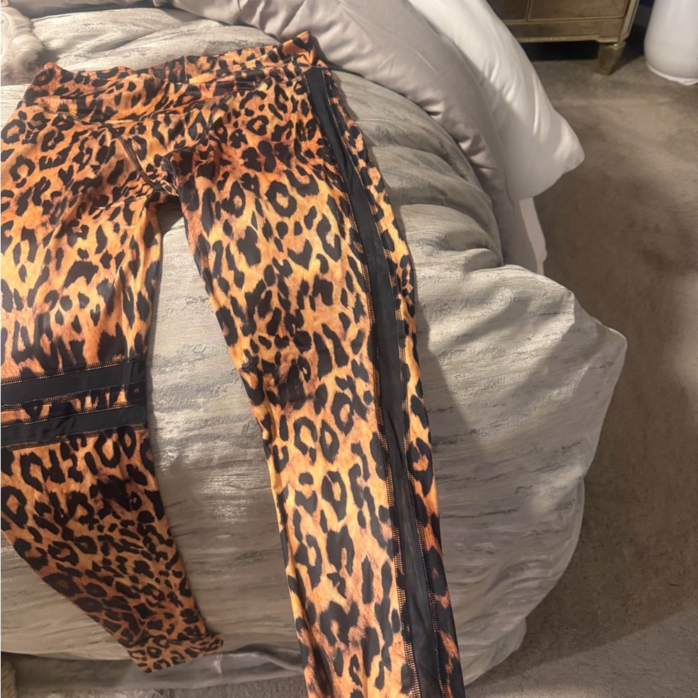 Leopard Print Leggings